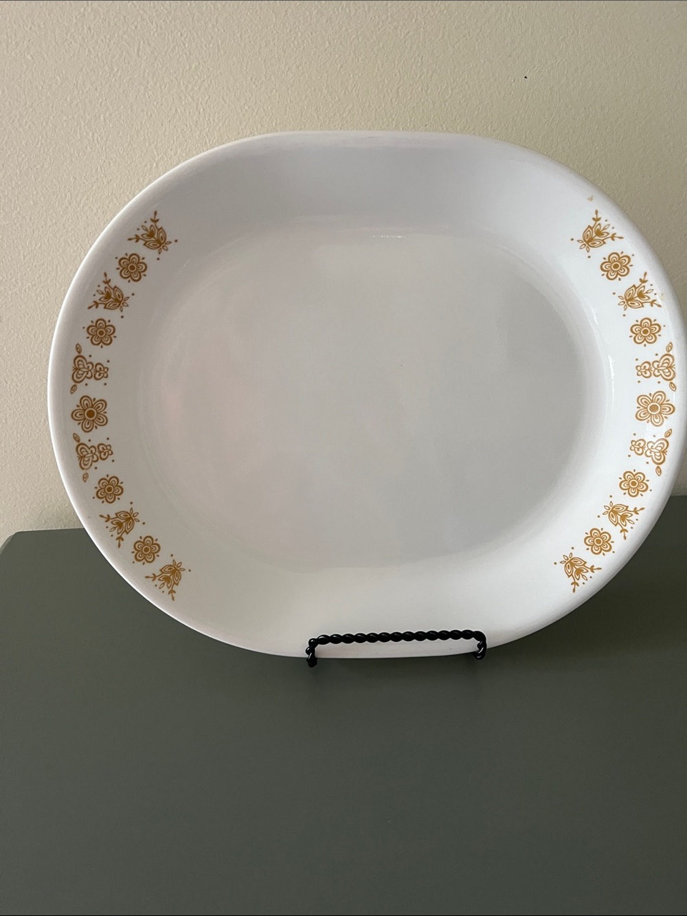 White Ceramic Serving Platter with Gold Floral Accent